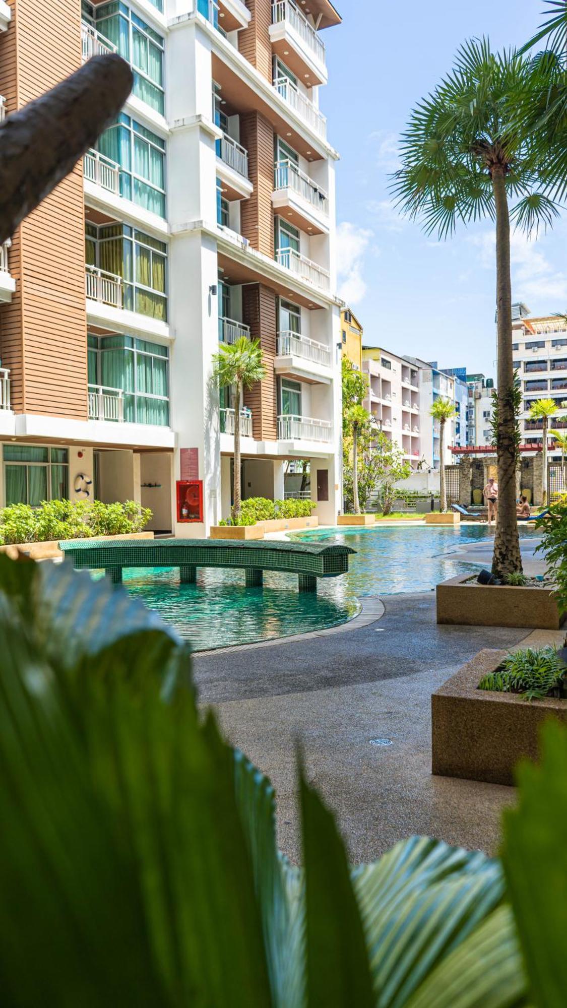 Recently Renovated Pool View Apartment In Modern Complex Patong Buitenkant foto